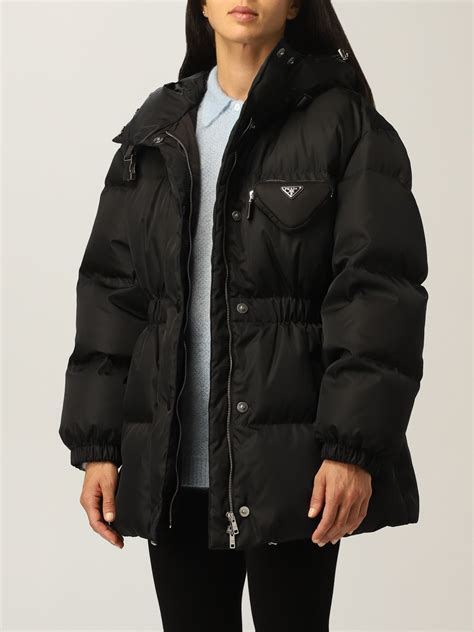 prada winterjacke damen
